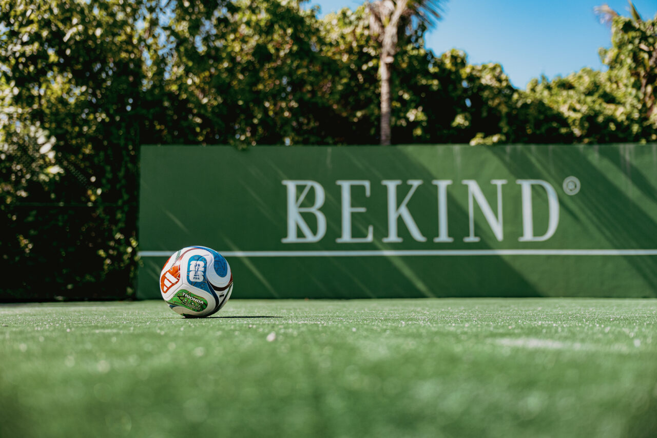 Back Your Team. Win Your Escape.